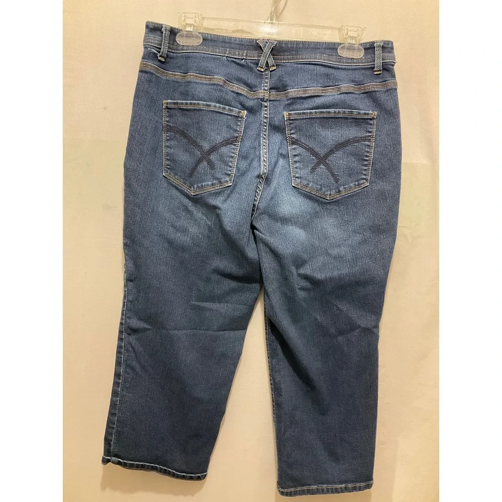 Christopher & Banks Womens Size‎ 8 Dark Wash Denim Capri Jeans High Rise Crop